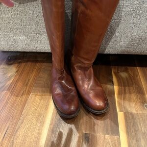 Frye Melissa 2 Button Boots